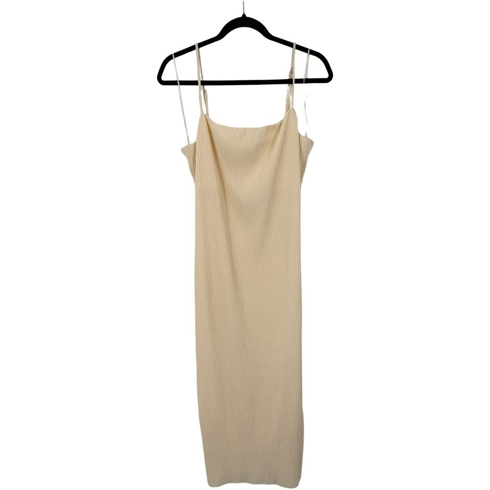 Astr the Label pleated sleeveless dress cream size Medium M
